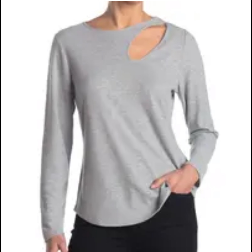 Status by Chenault Cutout Top